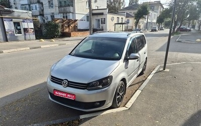 Volkswagen Touran III, 2011 год, 1 100 000 рублей, 1 фотография