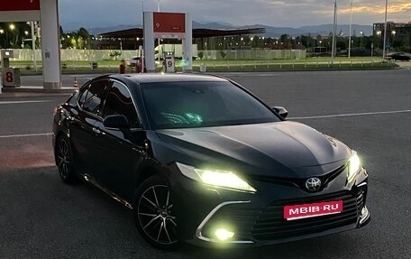 Toyota Camry, 2020 год, 2 650 000 рублей, 1 фотография