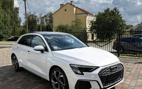 Audi A3, 2023 год, 2 250 000 рублей, 1 фотография