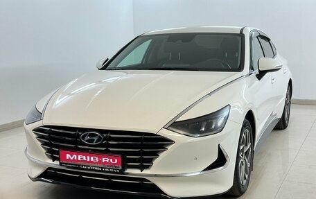 Hyundai Sonata VIII, 2021 год, 2 600 000 рублей, 1 фотография