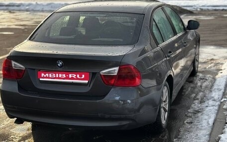 BMW 3 серия, 2005 год, 650 000 рублей, 2 фотография