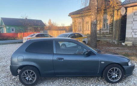 Mitsubishi Colt VI рестайлинг, 2002 год, 80 000 рублей, 4 фотография