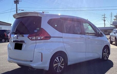 Honda Freed II, 2019 год, 1 210 000 рублей, 7 фотография