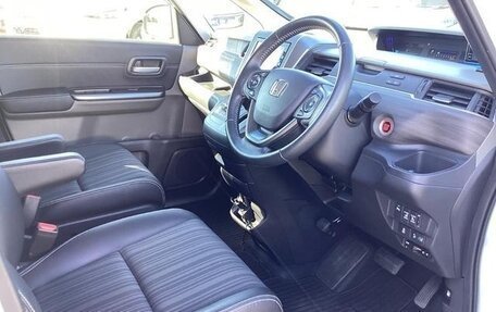 Honda Freed II, 2019 год, 1 210 000 рублей, 12 фотография