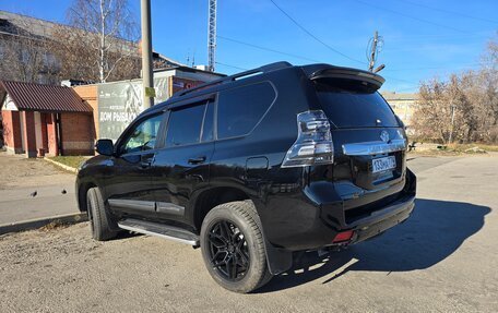 Toyota Land Cruiser Prado 150 рестайлинг, 2016 год, 4 200 000 рублей, 2 фотография