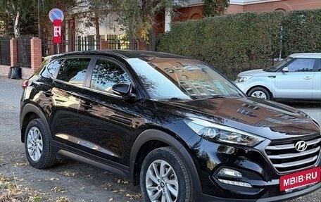Hyundai Tucson III, 2017 год, 2 300 000 рублей, 2 фотография