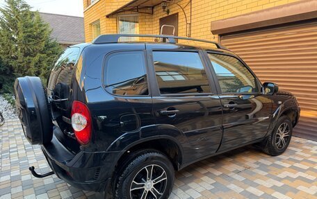 Chevrolet Niva I рестайлинг, 2009 год, 315 000 рублей, 4 фотография