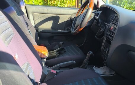 Hyundai Elantra III рестайлинг, 2000 год, 320 000 рублей, 8 фотография