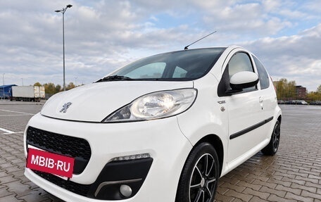Peugeot 107 I рестайлинг, 2012 год, 515 000 рублей, 3 фотография