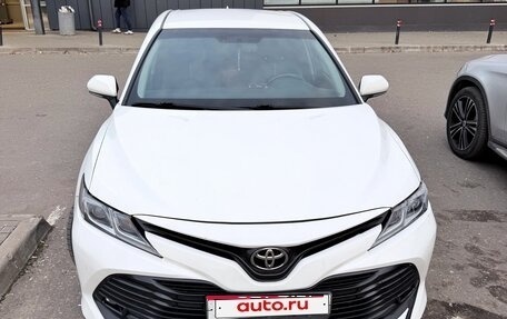 Toyota Camry, 2019 год, 2 000 000 рублей, 1 фотография