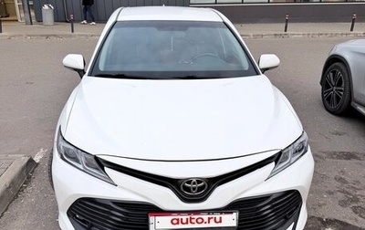 Toyota Camry, 2019 год, 2 000 000 рублей, 1 фотография