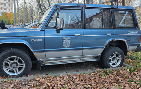 Mitsubishi Pajero III рестайлинг, 1990 год, 350 000 рублей, 3 фотография