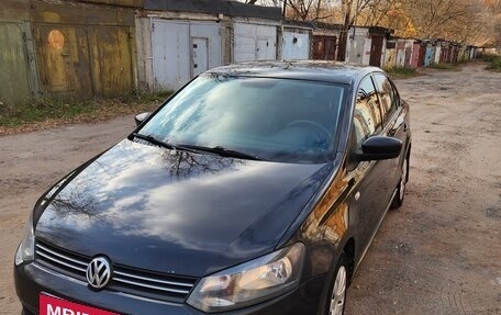 Volkswagen Polo VI (EU Market), 2015 год, 800 000 рублей, 1 фотография