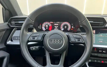 Audi A3, 2021 год, 2 280 000 рублей, 8 фотография