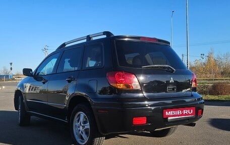 Mitsubishi Outlander III рестайлинг 3, 2003 год, 675 000 рублей, 4 фотография