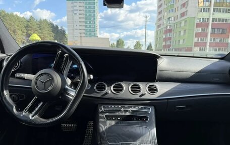 Mercedes-Benz E-Класс, 2020 год, 4 600 000 рублей, 3 фотография