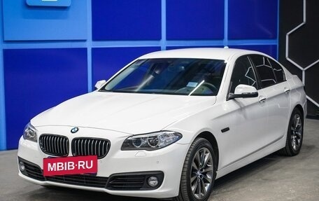 BMW 5 серия, 2015 год, 2 320 000 рублей, 2 фотография