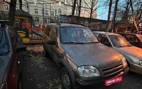 Chevrolet Niva I рестайлинг, 2005 год, 220 000 рублей, 2 фотография