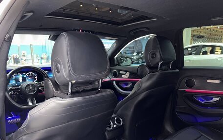 Mercedes-Benz E-Класс, 2020 год, 4 450 000 рублей, 5 фотография