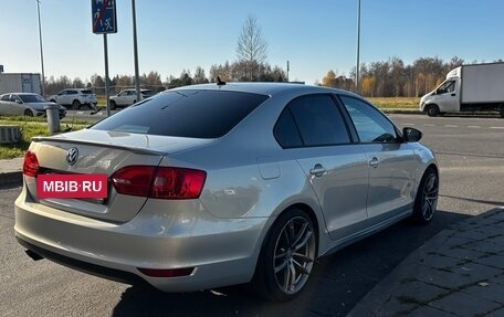 Volkswagen Jetta VII, 2014 год, 815 000 рублей, 3 фотография