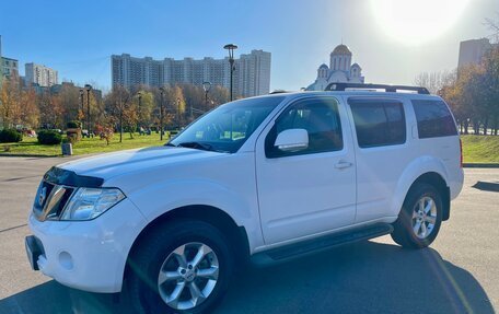 Nissan Pathfinder, 2014 год, 2 045 000 рублей, 2 фотография