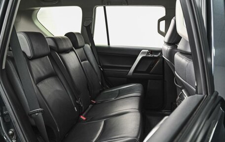Toyota Land Cruiser Prado 150 рестайлинг, 2013 год, 3 640 000 рублей, 7 фотография