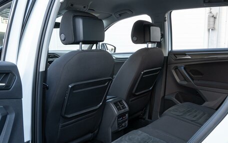 Volkswagen Tiguan II, 2019 год, 2 840 000 рублей, 11 фотография