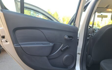 Renault Sandero II рестайлинг, 2014 год, 670 000 рублей, 12 фотография