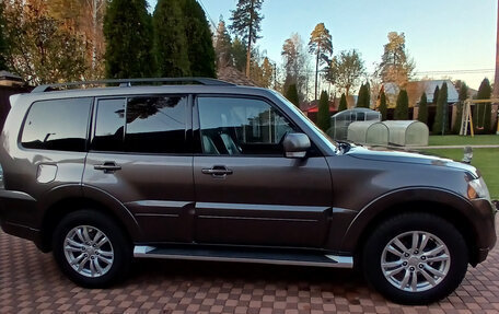 Mitsubishi Pajero IV рестайлинг 2, 2012 год, 2 350 000 рублей, 4 фотография