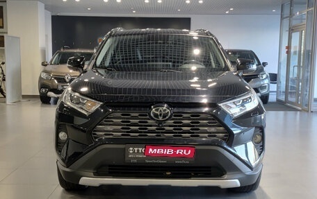 Toyota RAV4, 2022 год, 3 770 000 рублей, 2 фотография