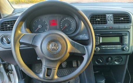 Volkswagen Polo VI (EU Market), 2011 год, 500 000 рублей, 5 фотография
