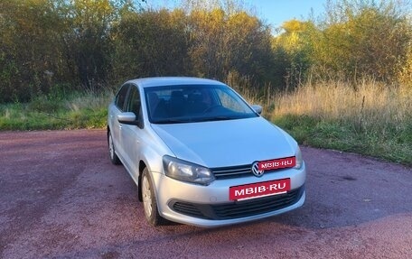 Volkswagen Polo VI (EU Market), 2011 год, 500 000 рублей, 2 фотография