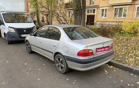 Toyota Avensis III рестайлинг, 1999 год, 380 000 рублей, 1 фотография
