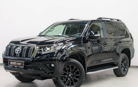 Toyota Land Cruiser Prado 150 рестайлинг, 2021 год, 5 630 000 рублей, 1 фотография