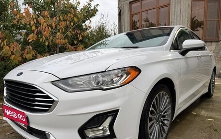 Ford Fusion (North America) II, 2020 год, 1 970 000 рублей, 1 фотография