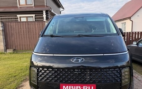 Hyundai Staria, 2022 год, 5 700 000 рублей, 1 фотография
