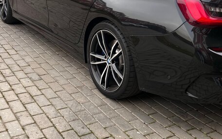 BMW 3 серия, 2019 год, 3 000 000 рублей, 3 фотография