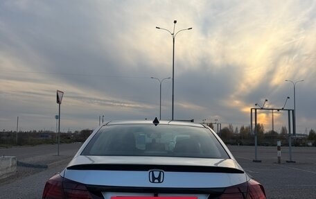 Honda Accord IX рестайлинг, 2013 год, 1 000 000 рублей, 4 фотография