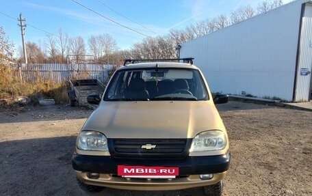 Chevrolet Niva I рестайлинг, 2006 год, 210 000 рублей, 2 фотография