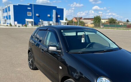 Volkswagen Polo IV рестайлинг, 2002 год, 475 000 рублей, 3 фотография