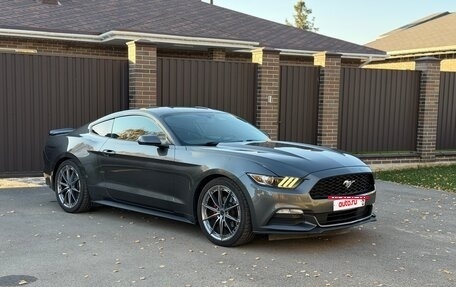 Ford Mustang VI рестайлинг, 2016 год, 3 150 000 рублей, 2 фотография