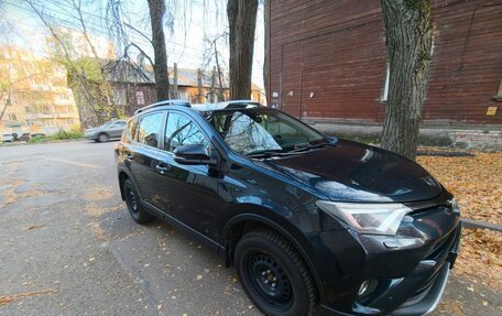 Toyota RAV4, 2017 год, 2 550 000 рублей, 3 фотография