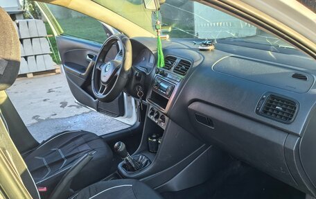 Volkswagen Polo VI (EU Market), 2015 год, 360 000 рублей, 5 фотография