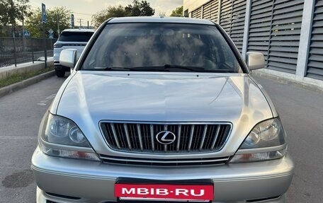 Lexus RX IV рестайлинг, 2001 год, 920 000 рублей, 8 фотография