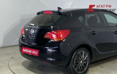 Opel Astra J, 2010 год, 480 000 рублей, 3 фотография