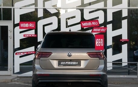Volkswagen Tiguan II, 2020 год, 2 019 000 рублей, 3 фотография