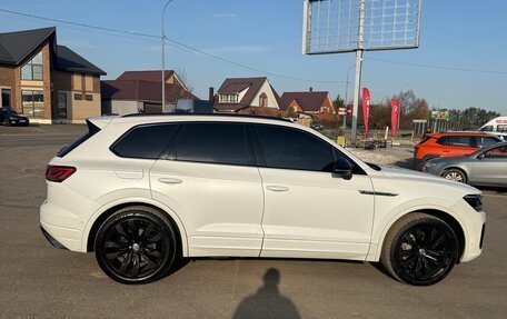 Volkswagen Touareg III, 2018 год, 4 700 000 рублей, 7 фотография