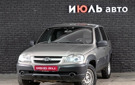 Chevrolet Niva I рестайлинг, 2017 год, 750 000 рублей, 1 фотография