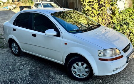 Chevrolet Aveo III, 2004 год, 310 000 рублей, 3 фотография