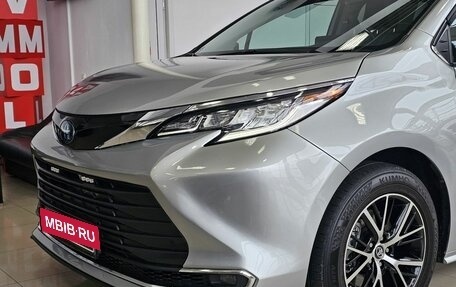 Toyota Sienna, 2022 год, 4 299 000 рублей, 3 фотография